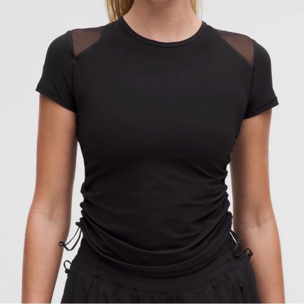 NWT Lululemon Sculpt Cinched Short Sleeve Size 4